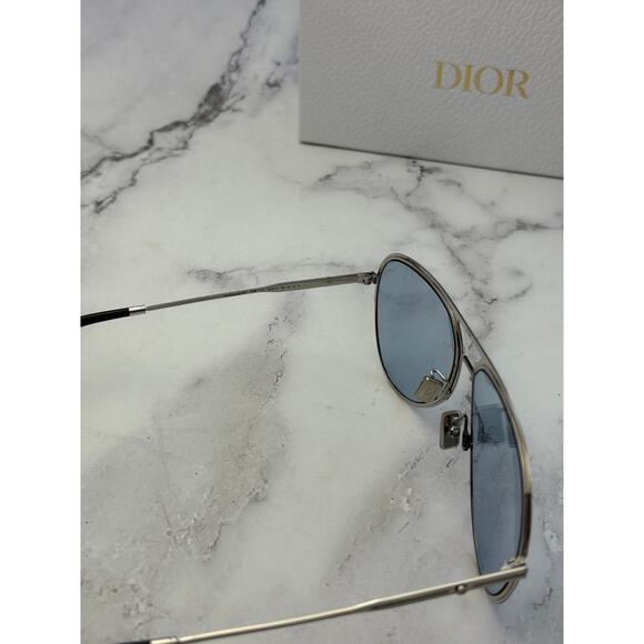 NEW Dior DiorEssential A2U Sunglasses in Logo Oblique Mirror - Picture 5 of 5